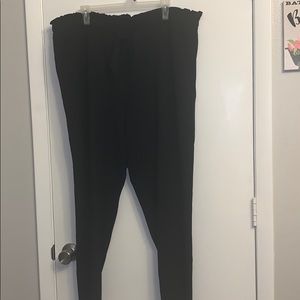NEW Torrid black pointe paper bag pants